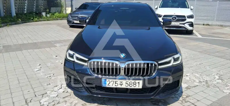 2021 BMW 523M