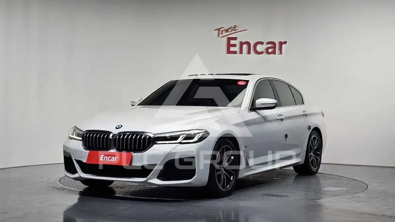 2021 BMW 523M