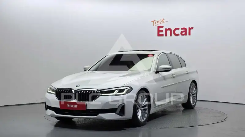 2021 BMW 520