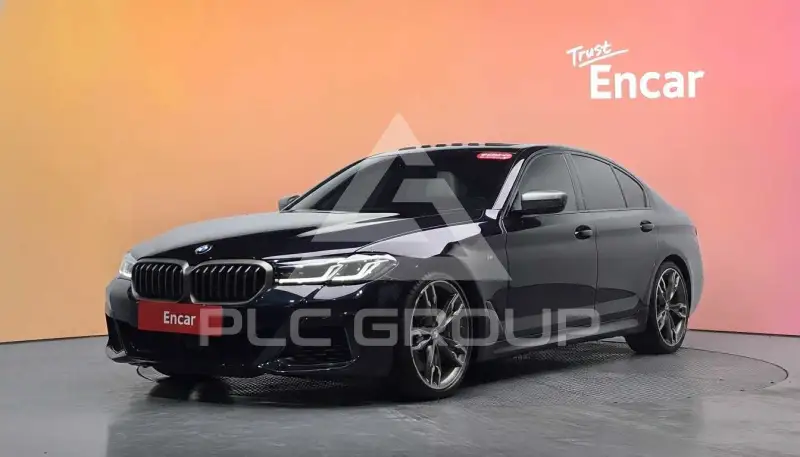 2021 BMW 550M