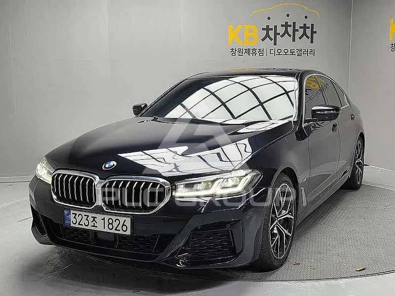 2021 BMW 530M