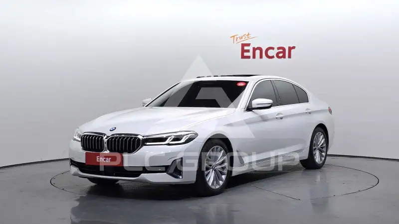 2021 BMW 530