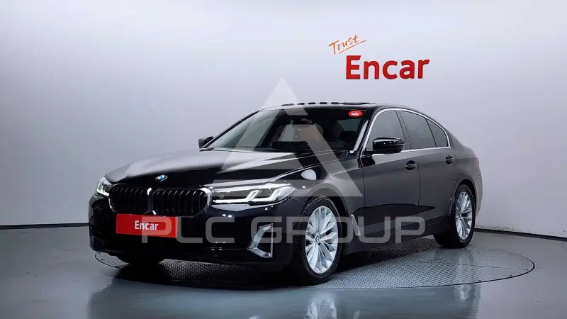 2021 BMW 520
