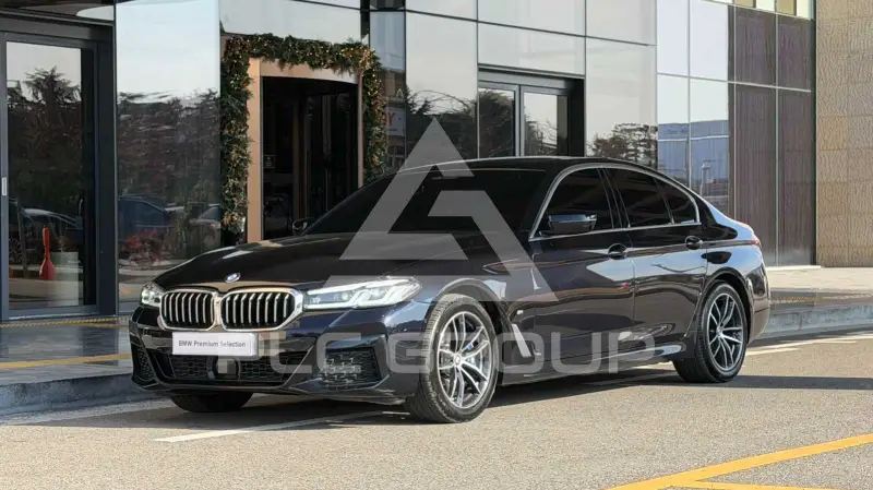 2021 BMW 523M