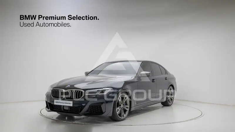2021 BMW 550M