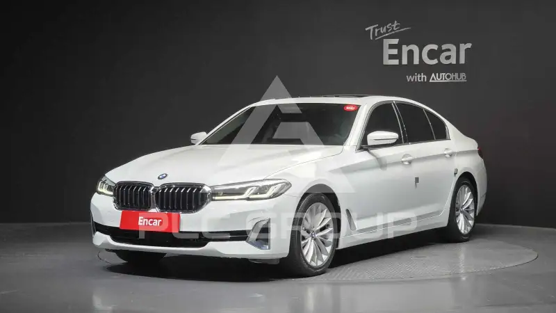 2021 BMW 523