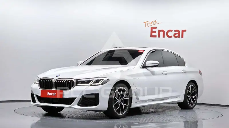 2021 BMW 530M