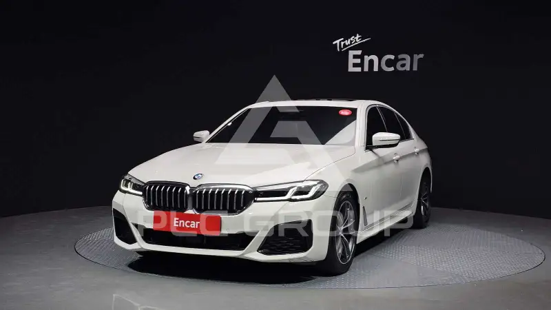 2021 BMW 523M
