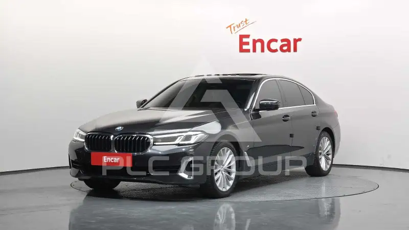 2021 BMW 530