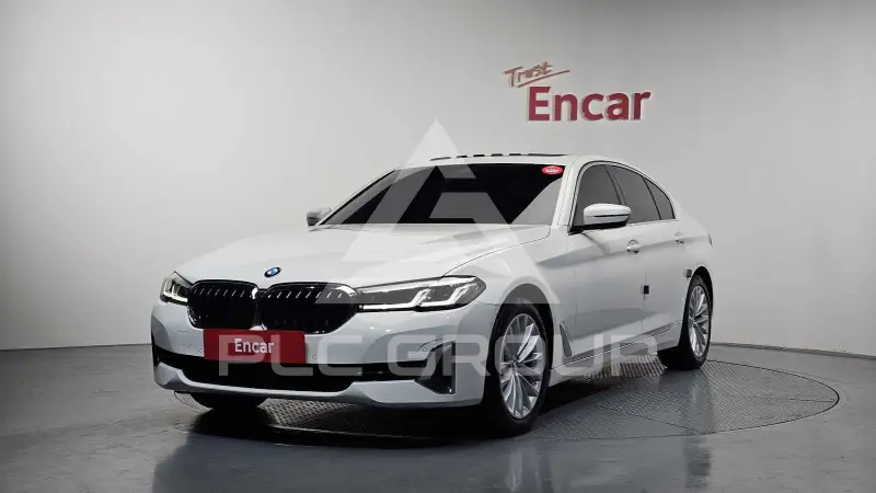 2021 BMW 530
