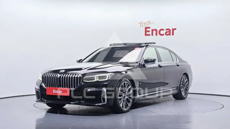 2021 BMW 740M