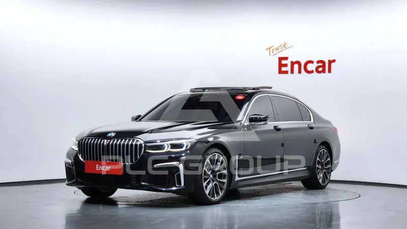 2021 BMW 740M
