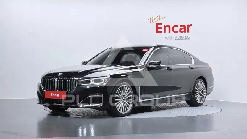 2021 BMW 730