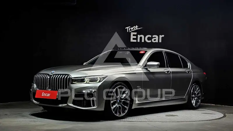 2021 BMW 730M