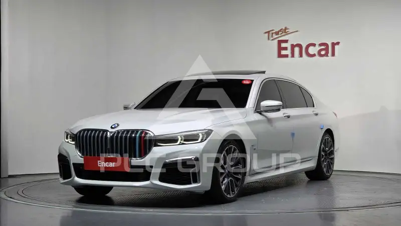 2021 BMW 740M