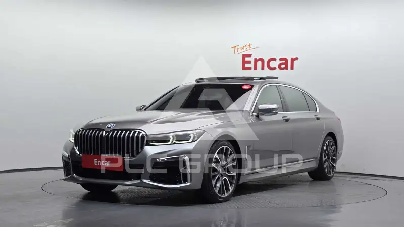2021 BMW 740M