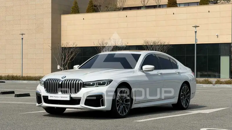 2021 BMW 740M