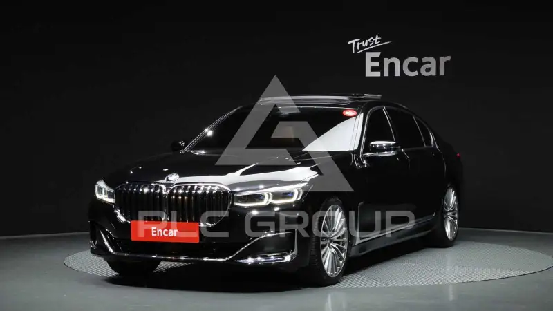 2021 BMW 740