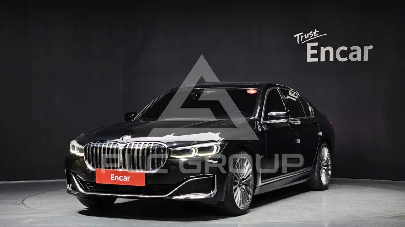 2021 BMW 740