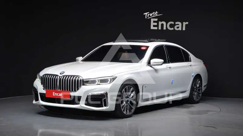 2021 BMW 740M