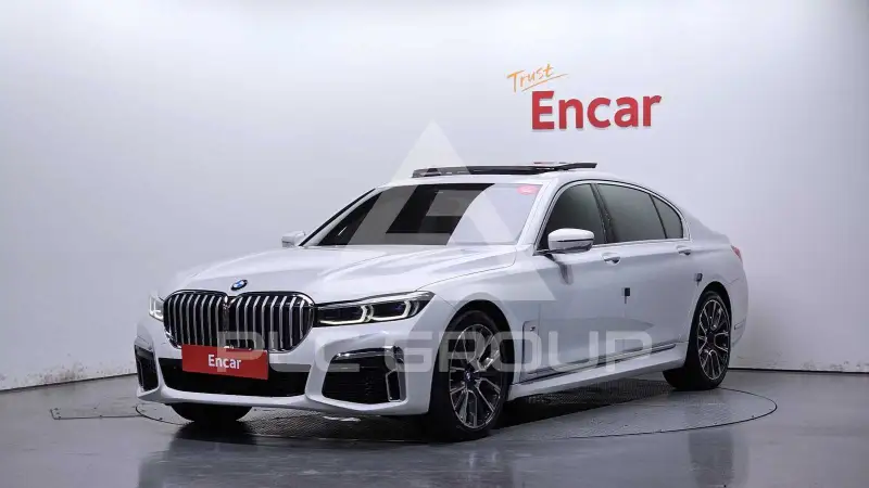 2021 BMW 740M