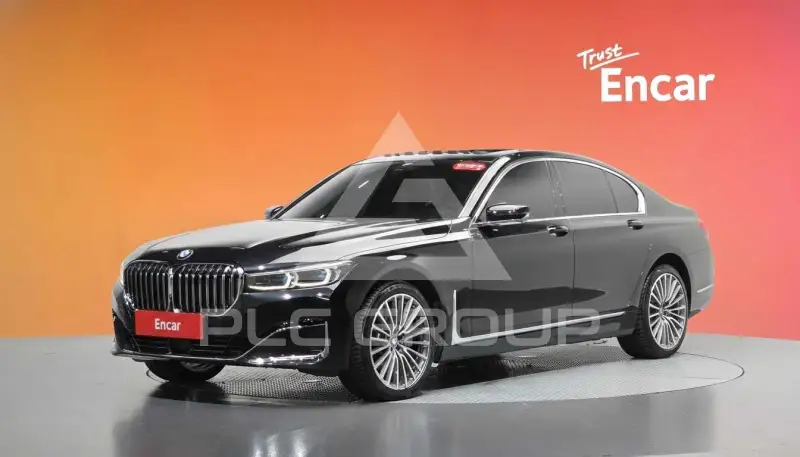 2021 BMW 730