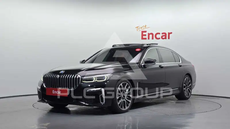 2021 BMW 730M