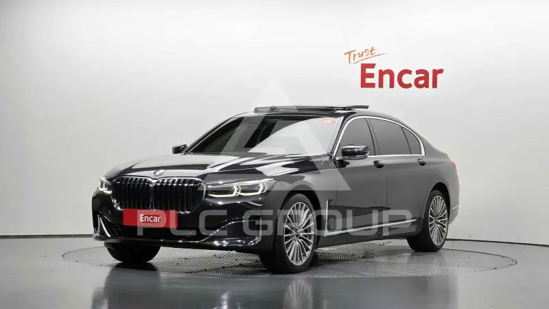 2021 BMW 740