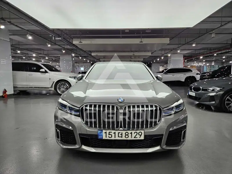 2021 BMW 730M