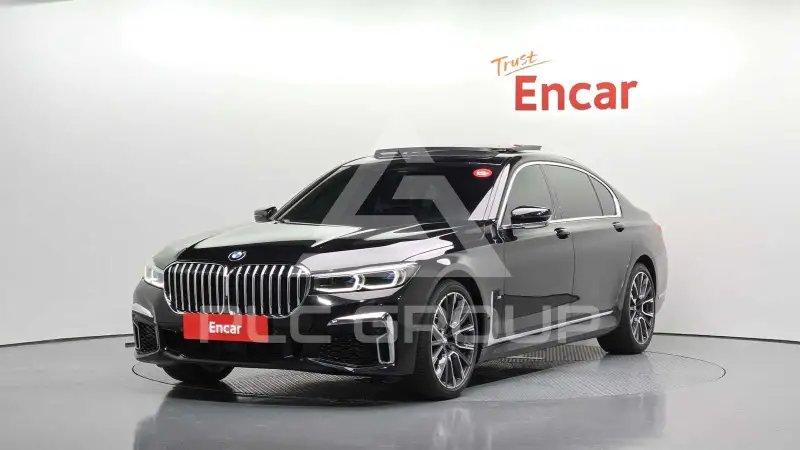 2021 BMW 740M