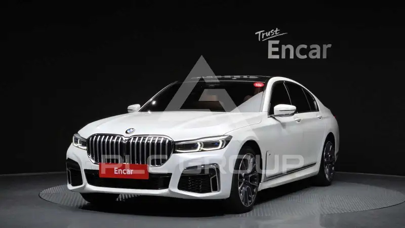 2021 BMW 730M