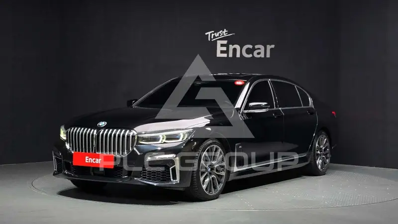 2021 BMW 730M