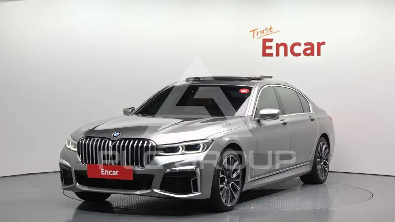 2021 BMW 740M