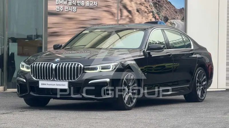 2021 BMW 740M