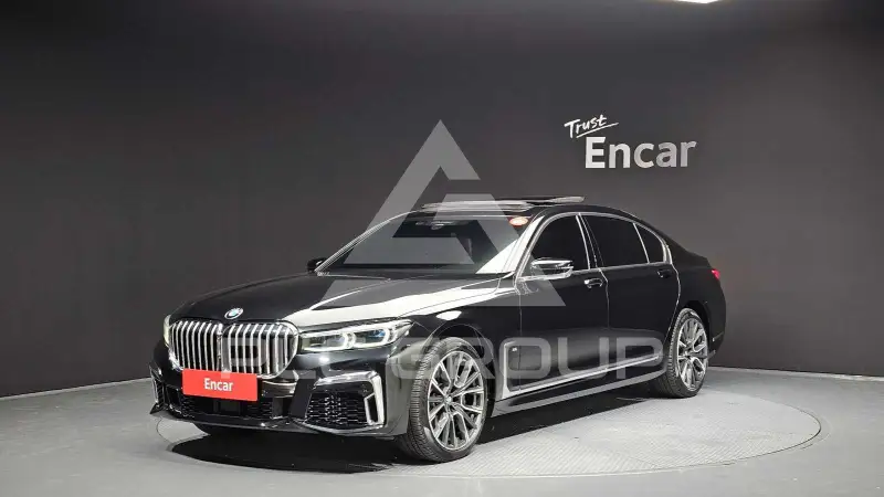 2021 BMW 730M
