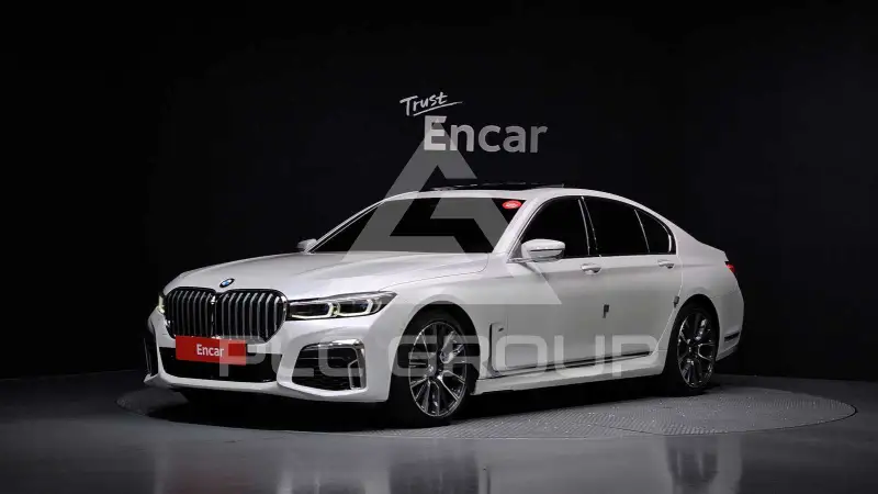 2021 BMW 740M