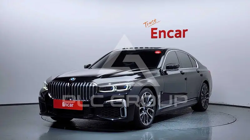 2021 BMW 730M