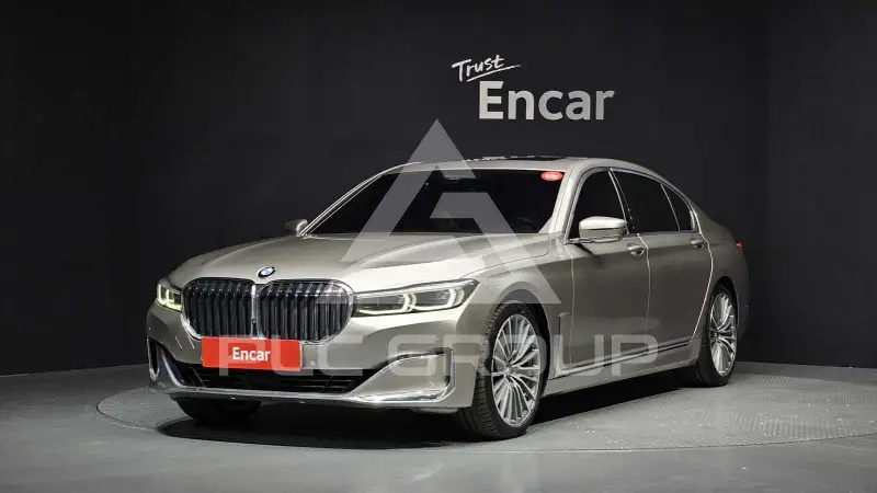 2021 BMW 730