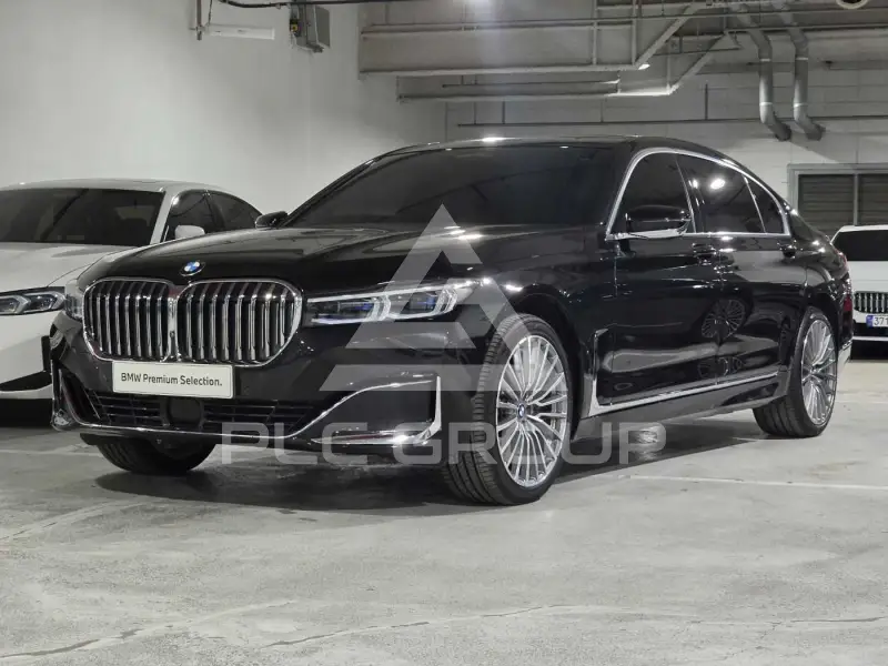 2021 BMW 740