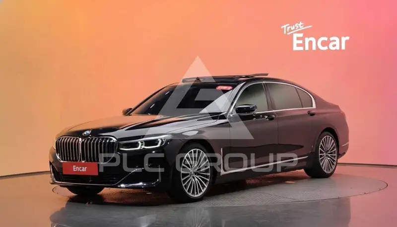 2021 BMW 730