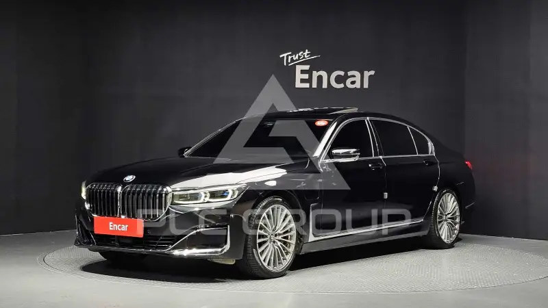 2021 BMW 745