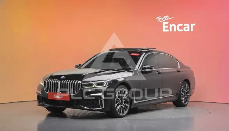 2021 BMW 730M