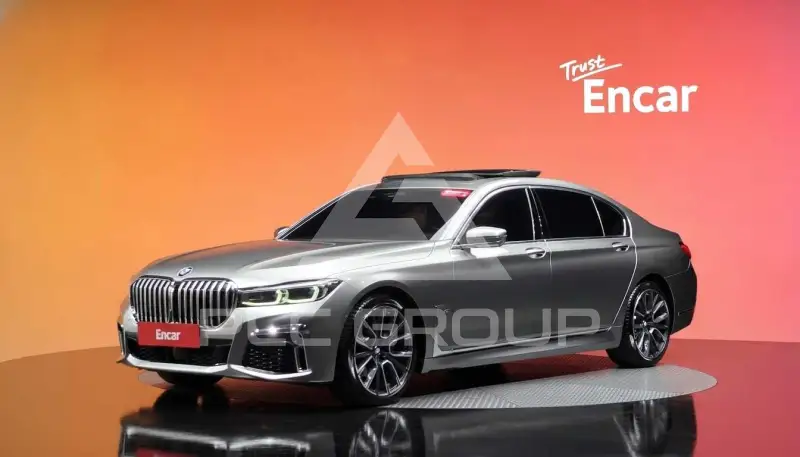 2021 BMW 730M