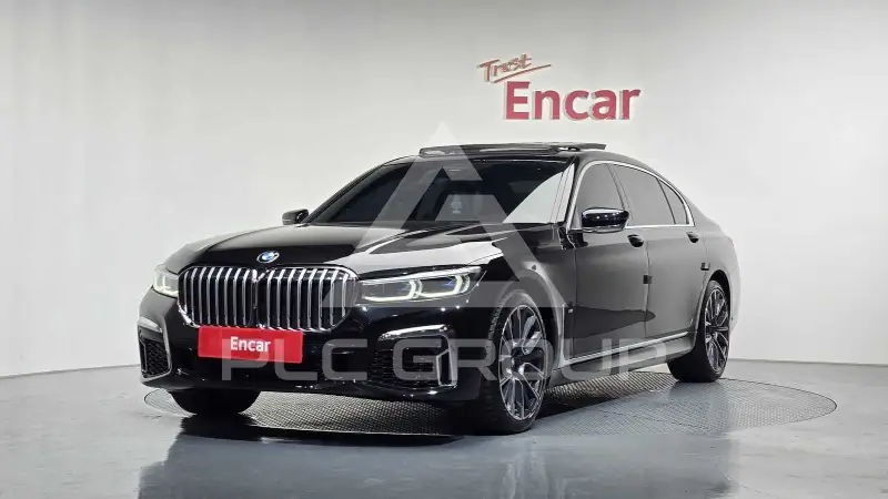 2021 BMW 740M