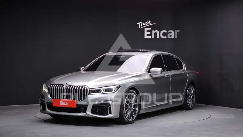2021 BMW 740M