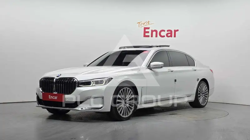 2021 BMW 740