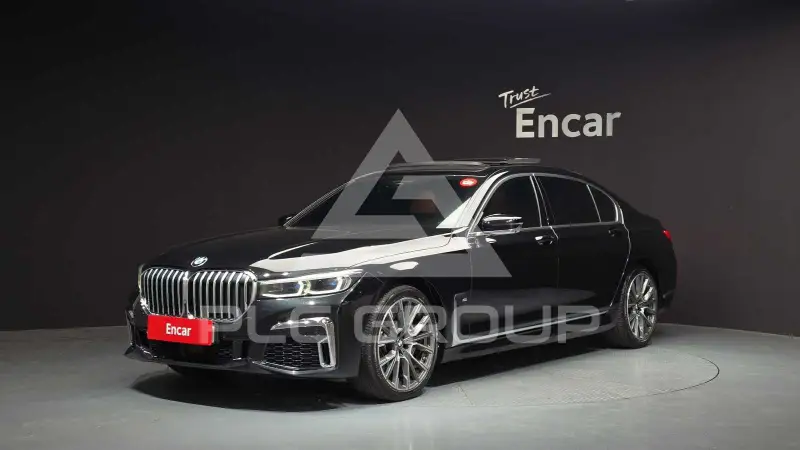 2021 BMW 740M