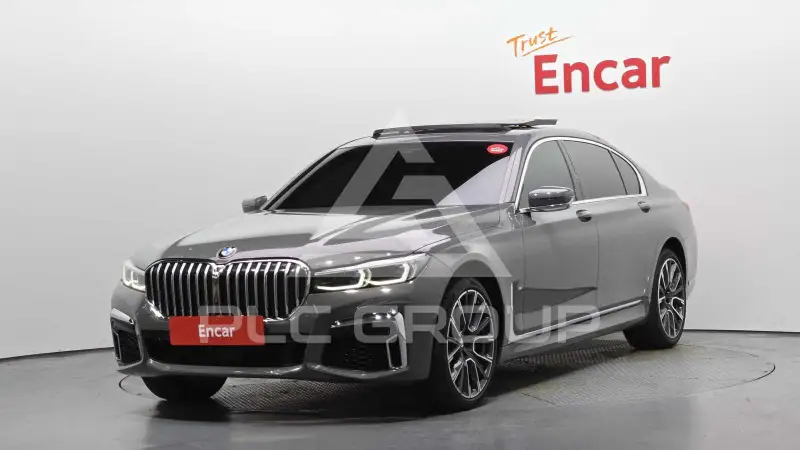 2021 BMW 740M