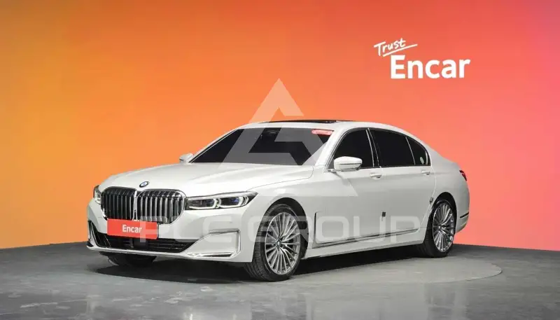 2021 BMW 740