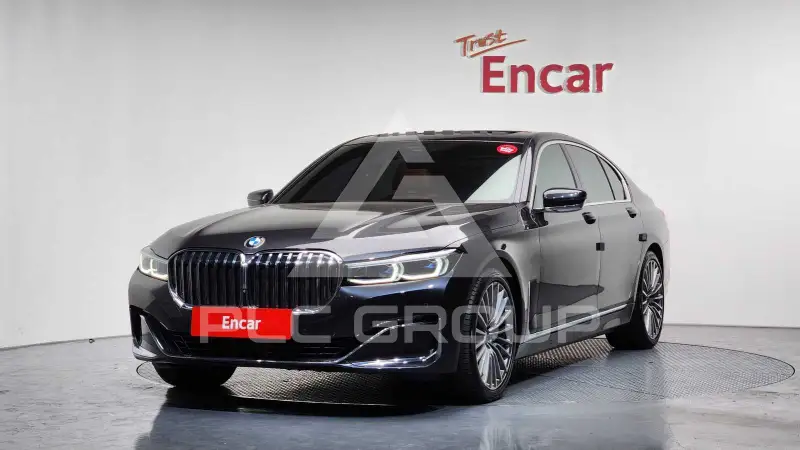 2021 BMW 730